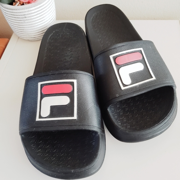 Fila Women's Sleek Slide BX Logo Slip-On Slides Sandals Black - M9 W10 - Picture 8 of 8